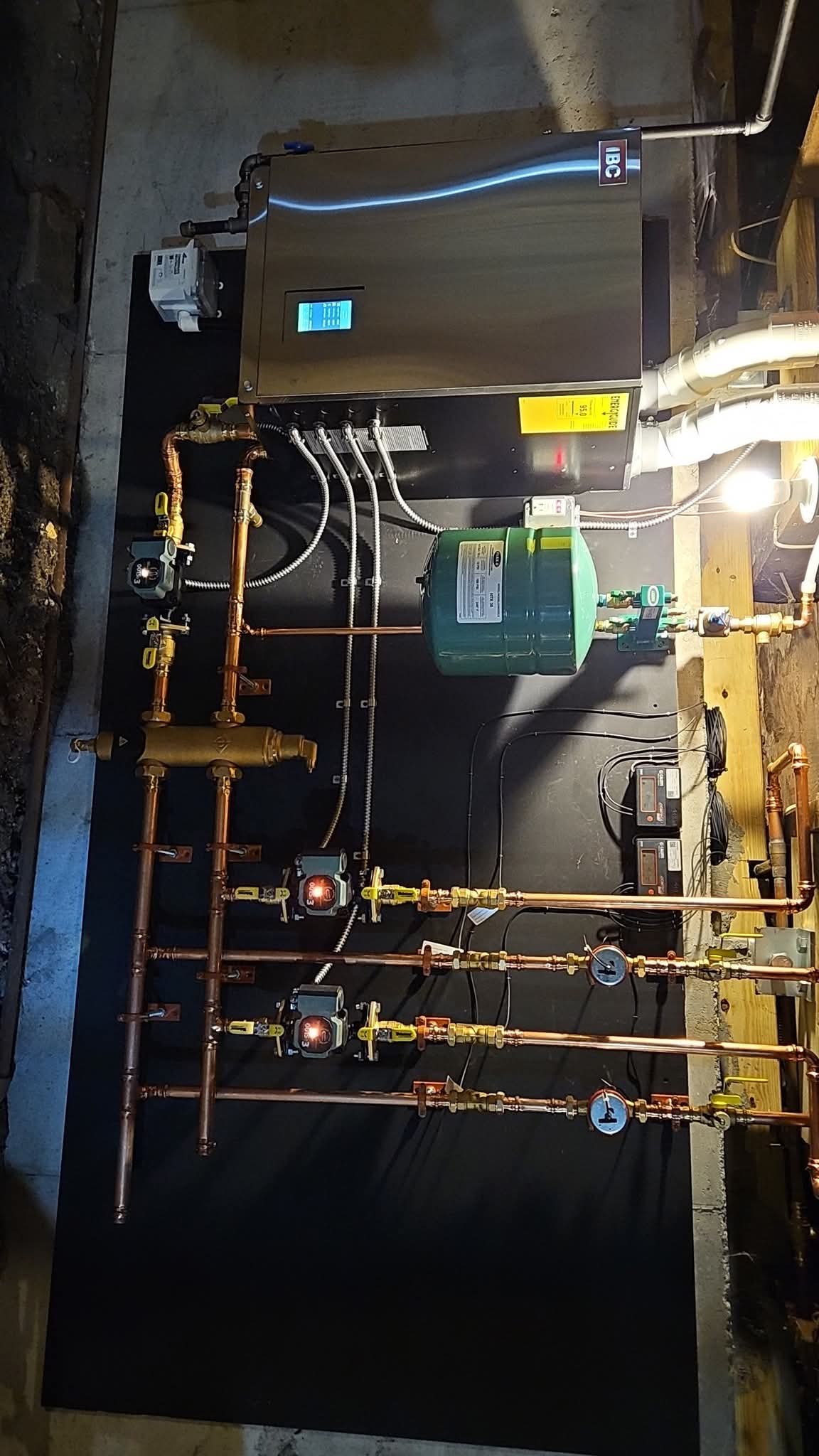 Multi-zone boiler valve and circulator setup
